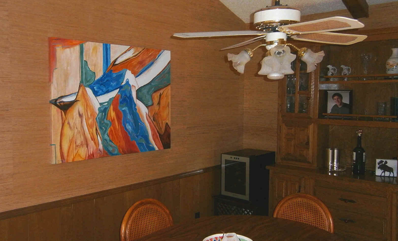 Intersectingwhite_24.JPG (111168 bytes)