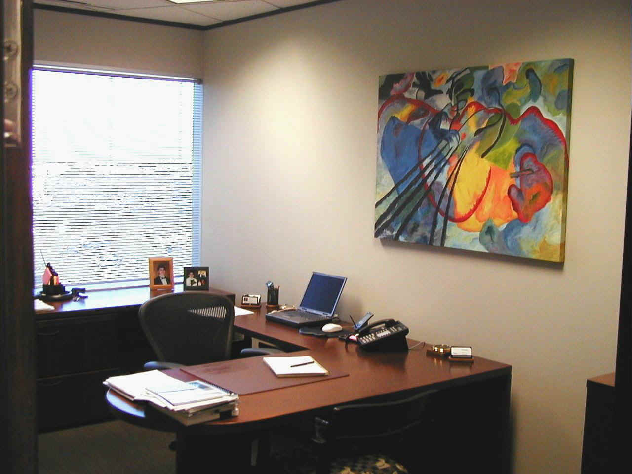 Sues-office.jpg (133248 bytes)